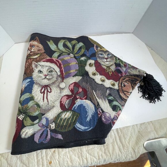 Holiday Cat Tapestry Table Runner With Festive Design & Tassels 27" X 13.5" - Picture 7 of 11